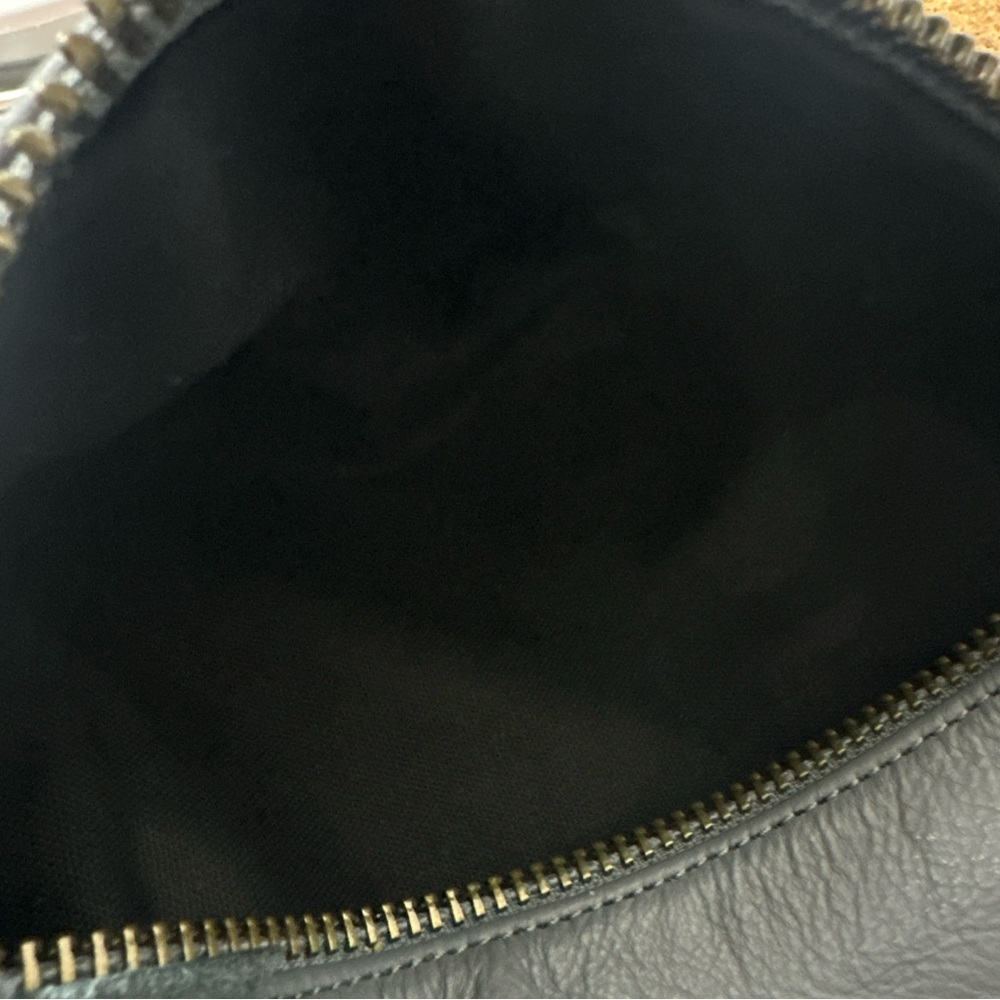 Wanderer Travel Co Noosa Gray Leather Backpack - Picture 9 of 11